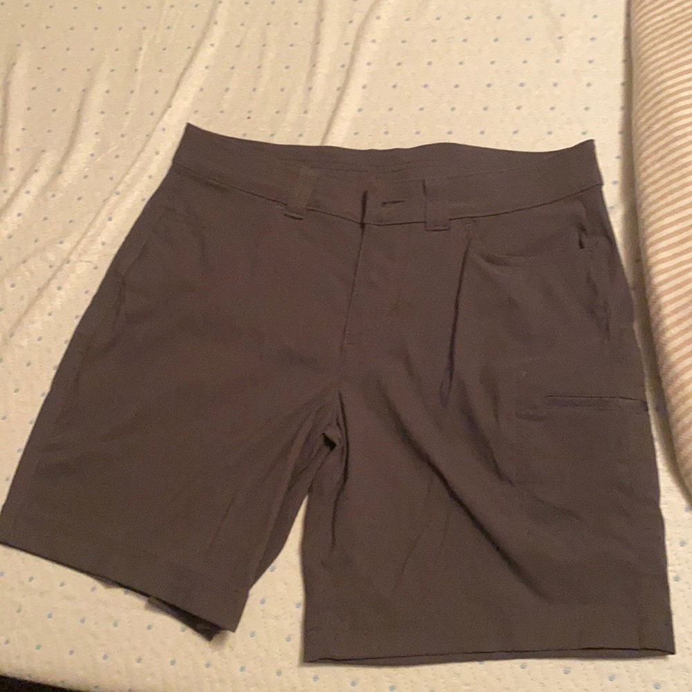 NWOT Eddie Bauer Hiking Shorts